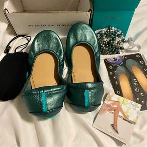 Tieks limited edition Tahitian Pearl